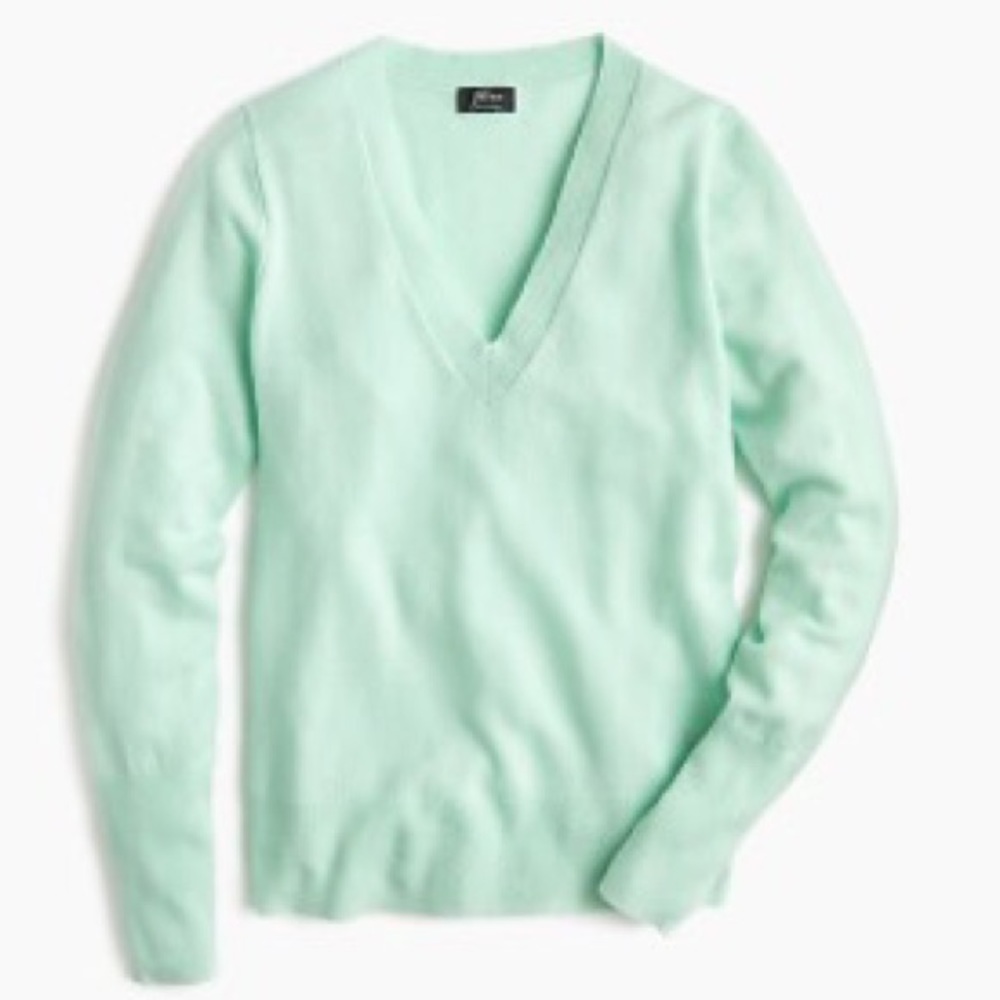J. Crew Fitted V-Neck Cashmere Sweater in Mint